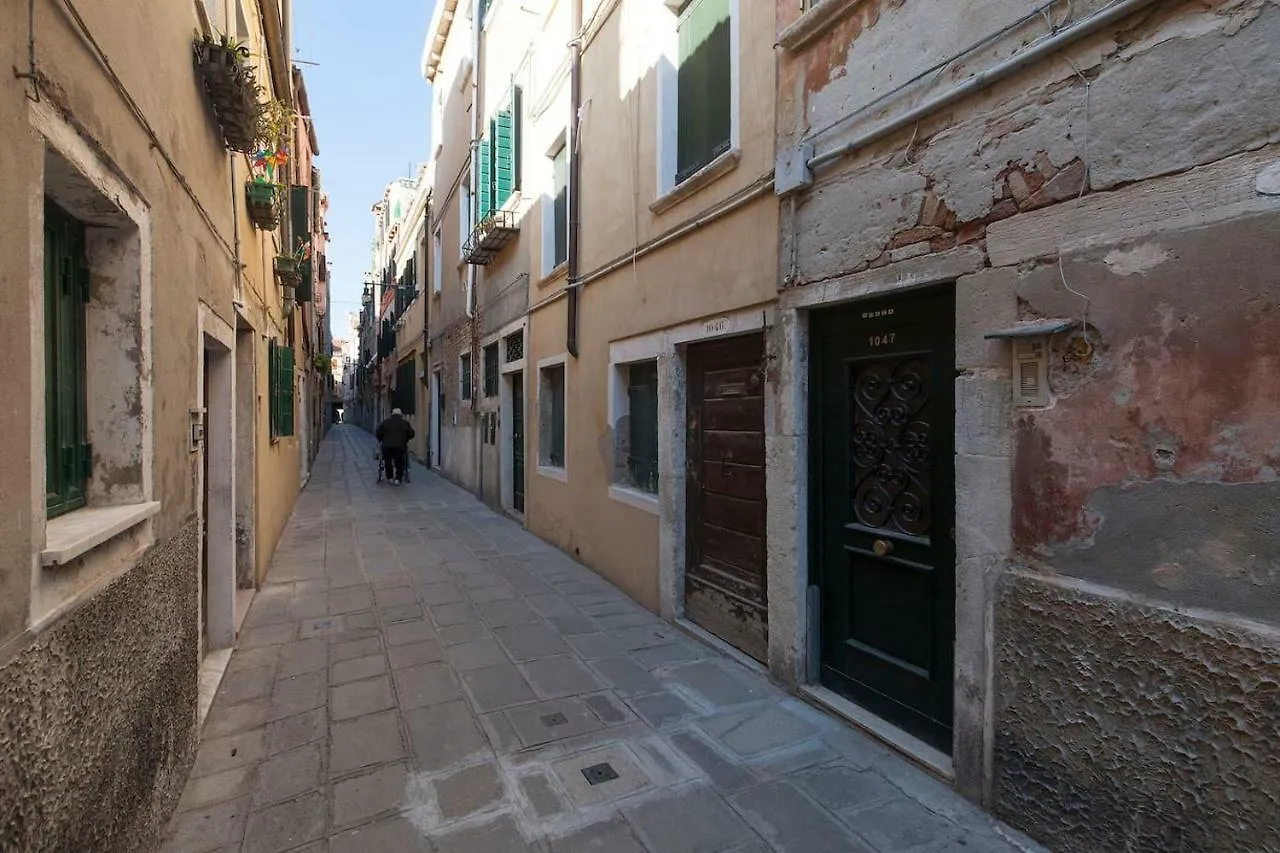 Le Ancore Apartment Few Steps From Biennale Art Venice